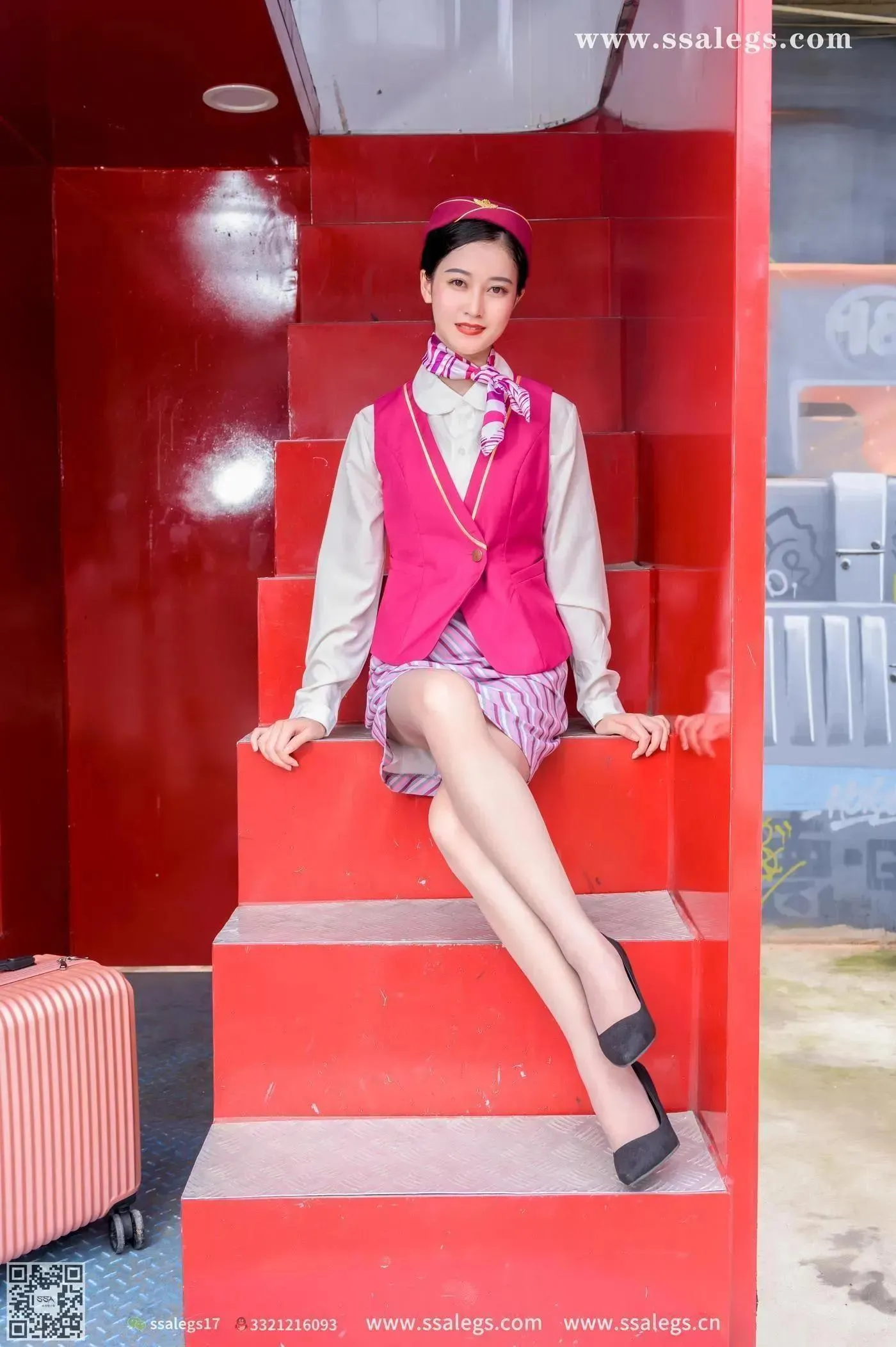 [SSA丝社]超清写真 NO.435 漫漫 她的空姐梦(上) [69P]插图